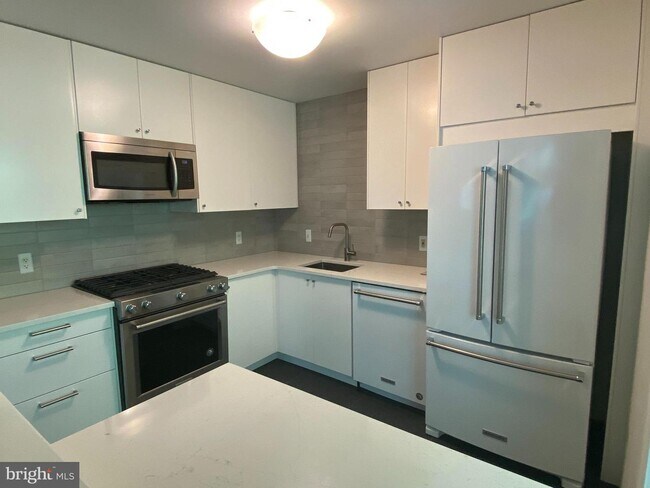 Foto del edificio - 1704 Covington Rd