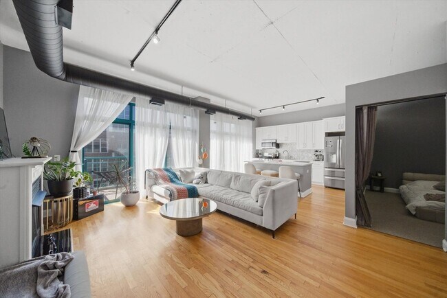 Foto del edificio - 910 W Madison St