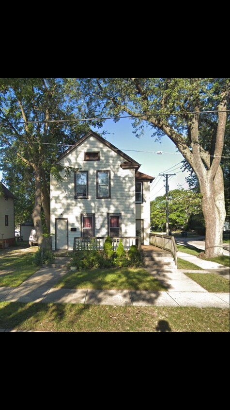 Primary Photo - 42 Jefferson Ave