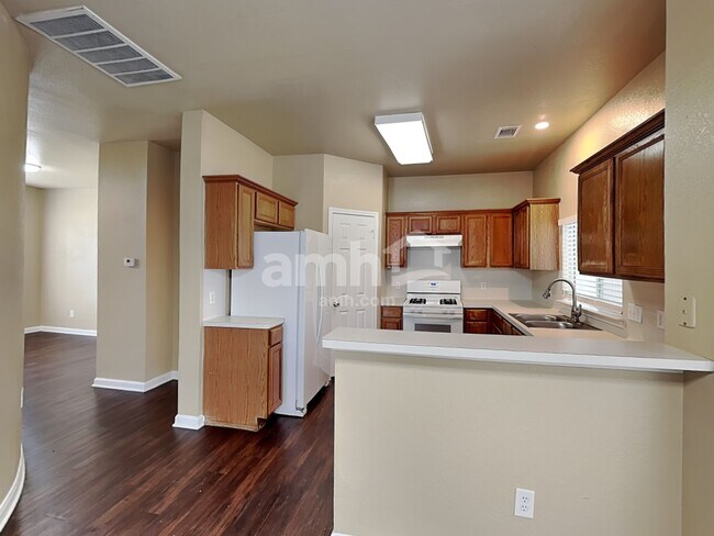 Foto del edificio - 3608 Cheyenne St