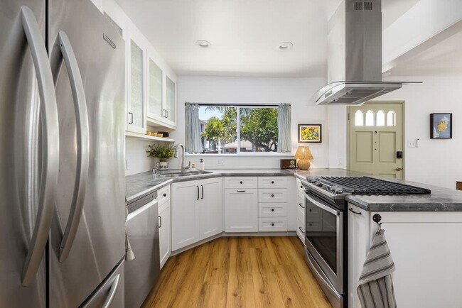 Foto del edificio - 3840 Carlsbad Blvd