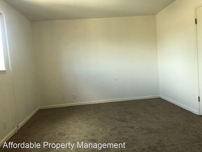 Foto del edificio - 37578 Glenmoor Dr