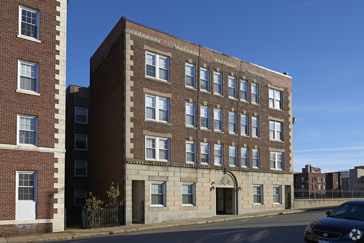 Building Photo - The Chestnut Street Apartments