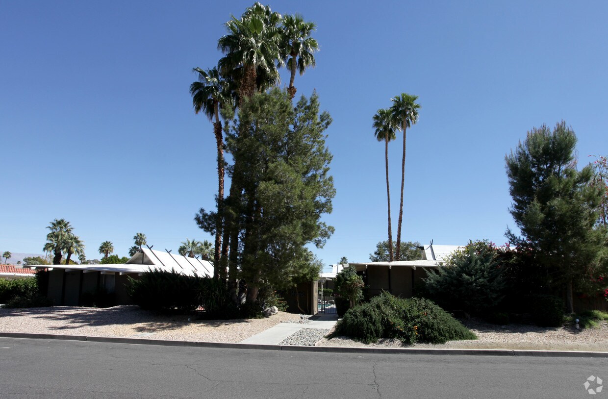 Building Photo - 45900 OCOTILLO Dr
