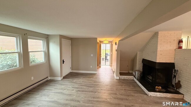 Building Photo - 11 Little River Ln