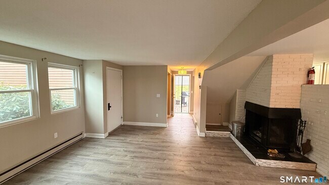 Foto del edificio - 11 Little River Ln