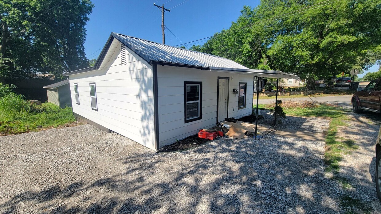 Building Photo - 3 Bed/ 1.5 Bath Home in Batesville