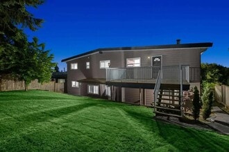 Building Photo - 368 Montroyal Blvd