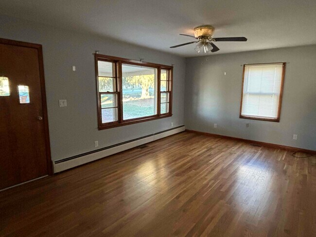 Foto del edificio - 8305 Bremen Rd SE