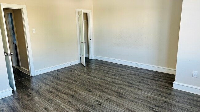 Foto del edificio - 4442 Overbrook Ave