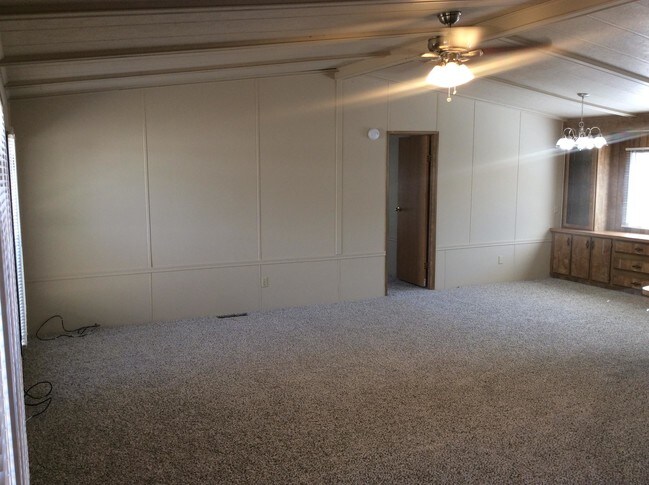 Foto del edificio - 8532 Brook St