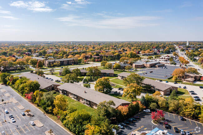 Aerial Photo - Brookdale at Darien