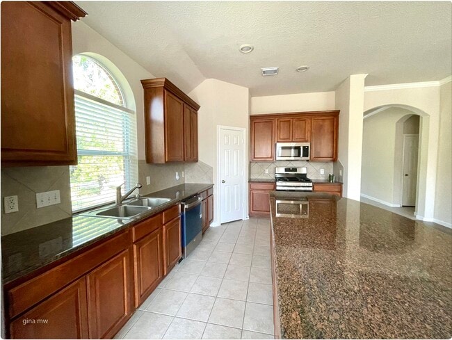 Building Photo - 38 Robin Caper Ct