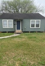 Building Photo - 6416 32nd St