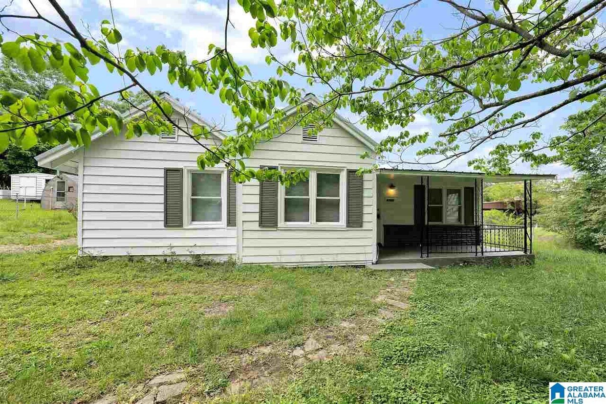 Primary Photo - 4208 Hood Dr