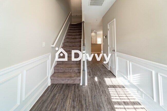 Foto del edificio - 7146 Fringe Flower Dr