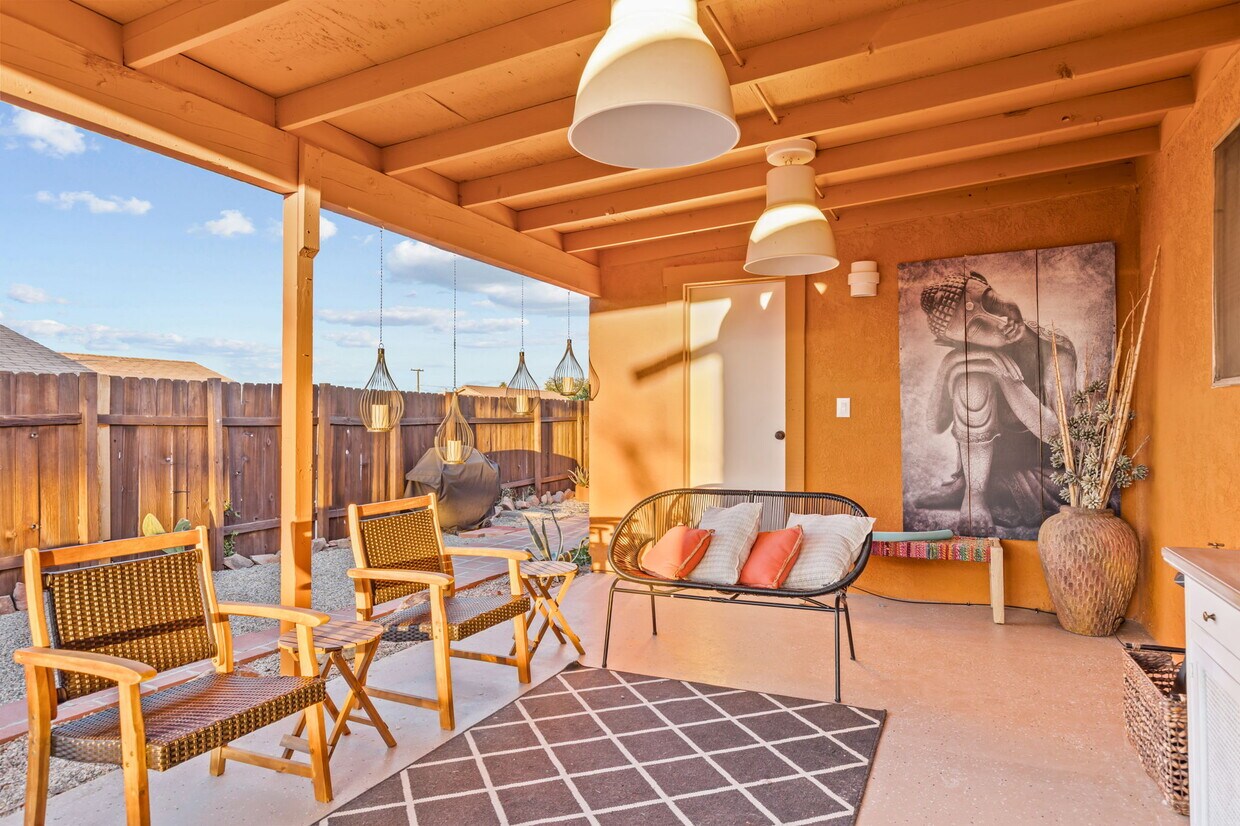 6878 Ivanpah Ave, Twentynine Palms, CA 92277 House Rental in