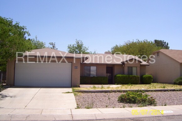 Primary Photo - 829 Silverwood Dr