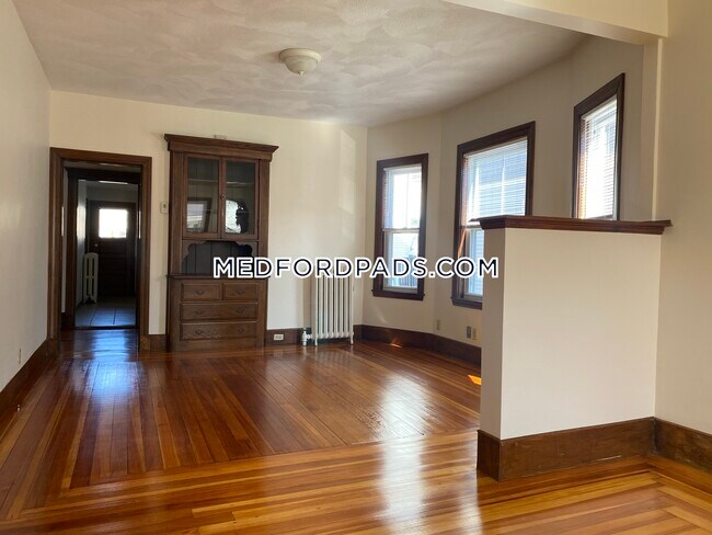 Foto del edificio - 93 Capen St