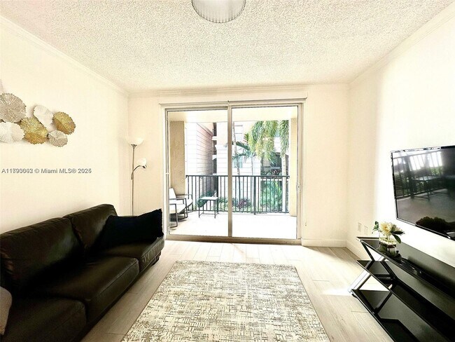 Foto del edificio - 17100 N Bay Rd