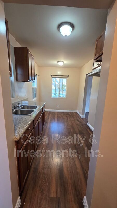 Photo - 11307 S Grevillea Ave House