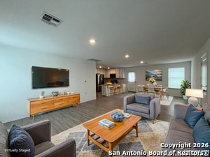 Foto del edificio - 5630 Raven Pl