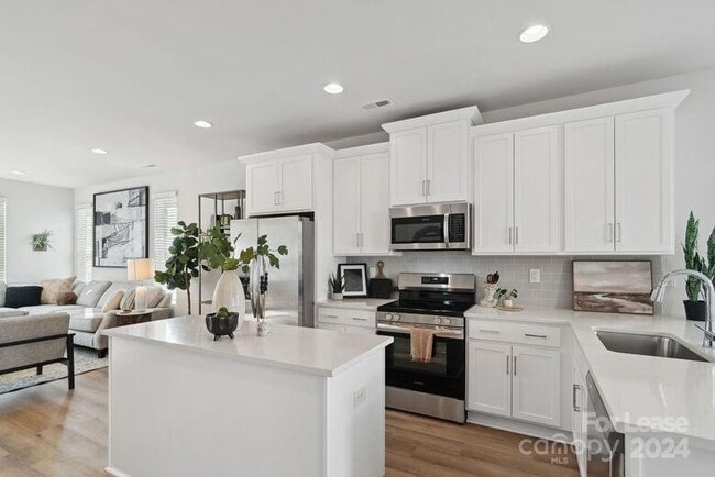 Foto del edificio - 4076 Enderly Towns Ln