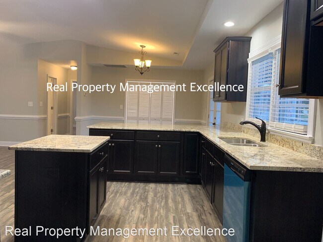 Foto del edificio - 3 br, 2 bath House - 206 West 2nd Street
