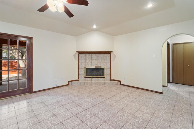 Foto del edificio - 104 Virgie St