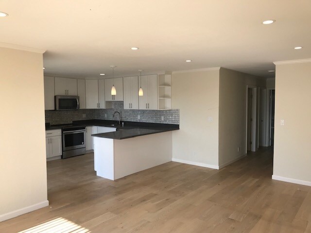 Foto principal - 375 Bellevue Ave