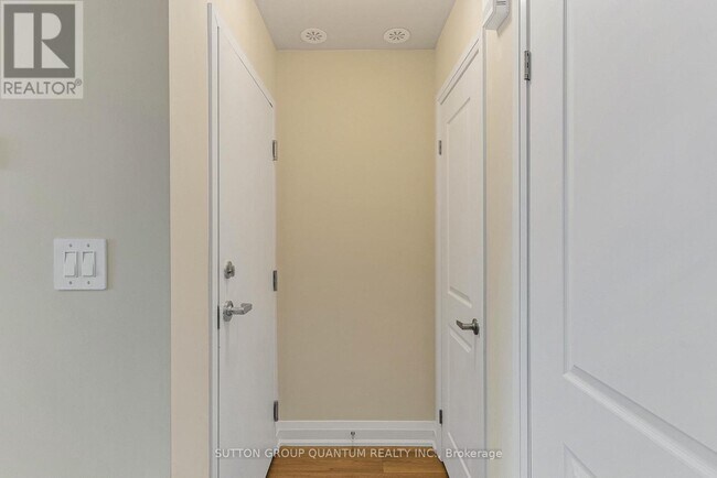 Building Photo - 1589 Rose Way
