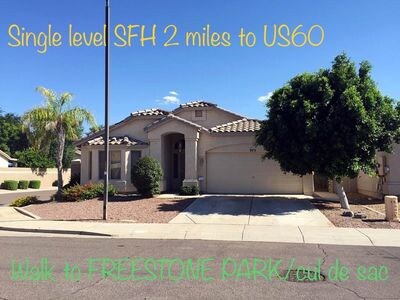 Foto principal - 975 E Scott Ave