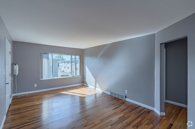 2 habitaciones, 1 baño, 840 pies cuadrados, sala de estar - Philamer