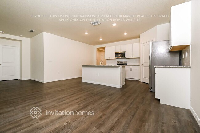 Foto del edificio - 7755 Harbor Moor Dr