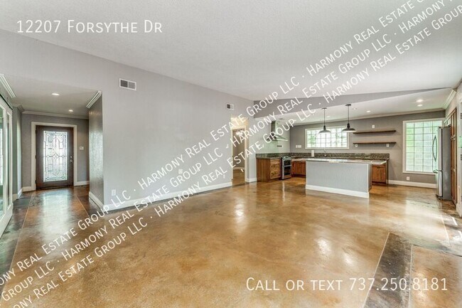 Foto del edificio - 12207 Forsythe Dr