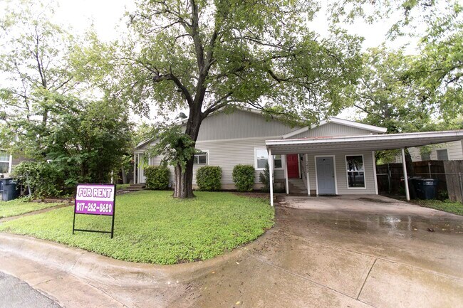 Patio delantero - 7459 Mohawk Ave