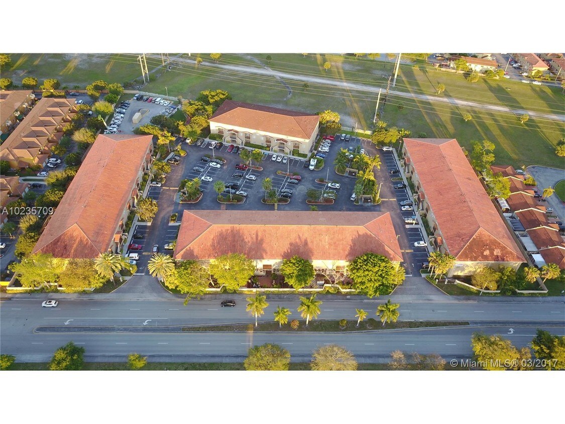 17405 NW 75th Pl, Hialeah, FL 33015 Apartments in Hialeah, FL