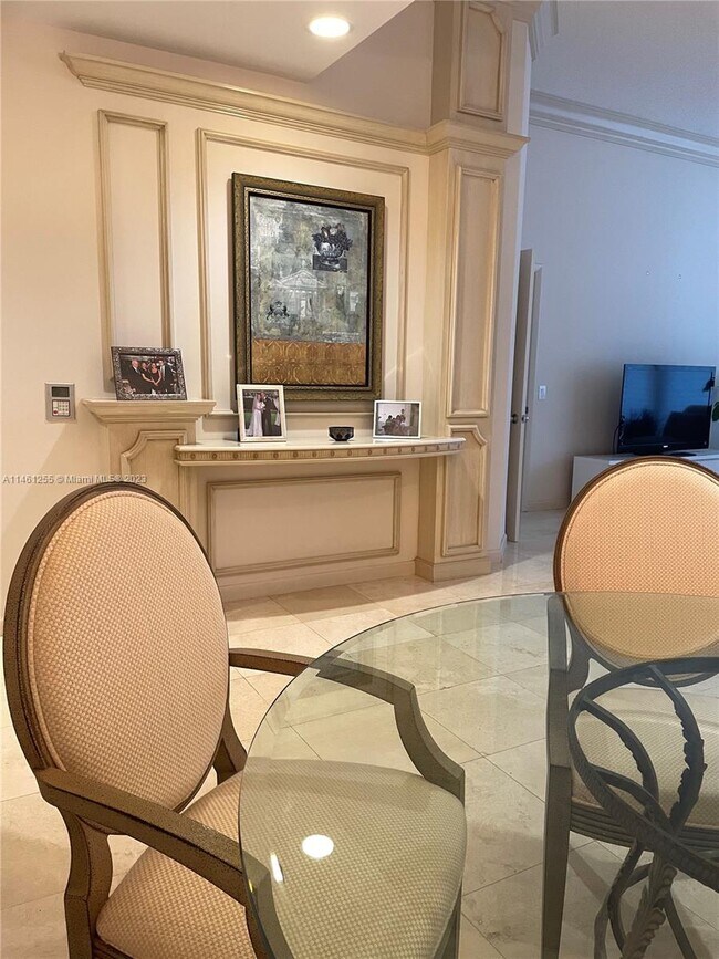 Foto del edificio - 21205 Yacht Club Dr