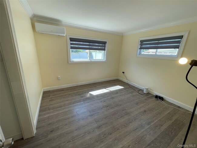 Foto del edificio - 14 Glen Ln