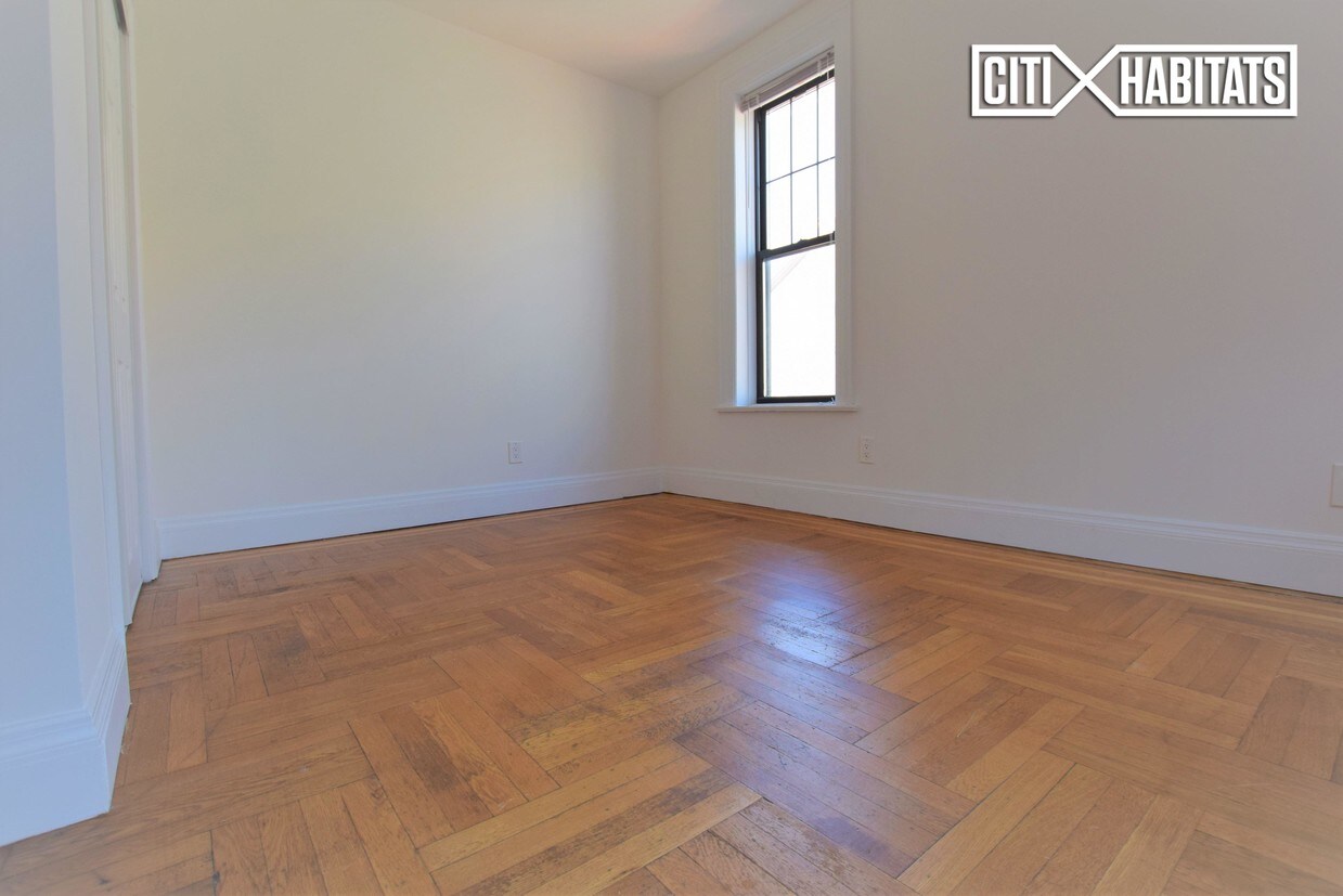 Foto del edificio - 145 Noble St