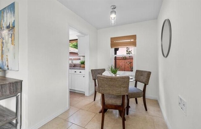 Foto del edificio - 629 N Marlborough Ave