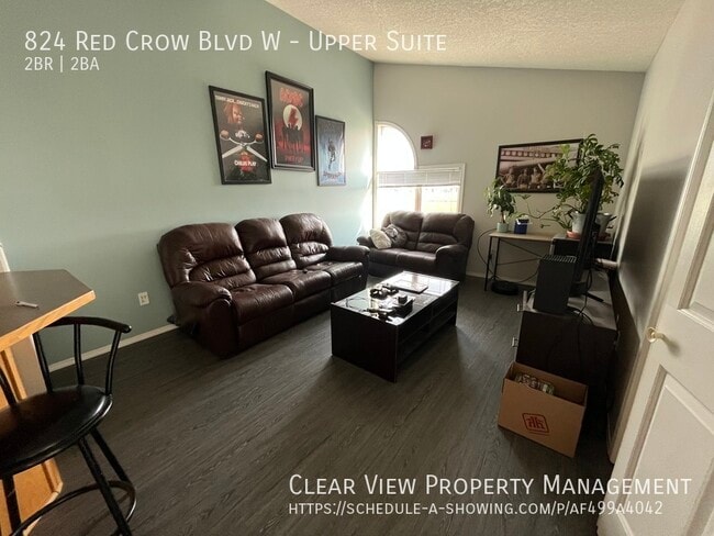 Building Photo - Bright & beautiful 2-bd, 2-bth main-level ...