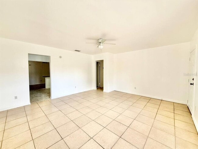 Foto del edificio - 1302 E New Orleans Ave