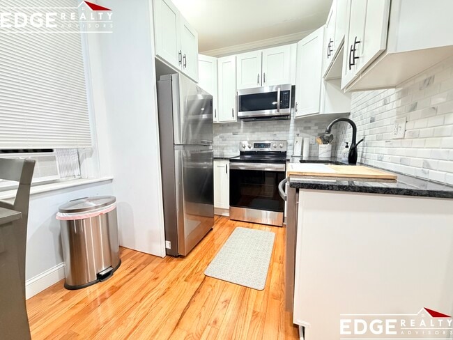 Photo - 32 Reedsdale St Apartment