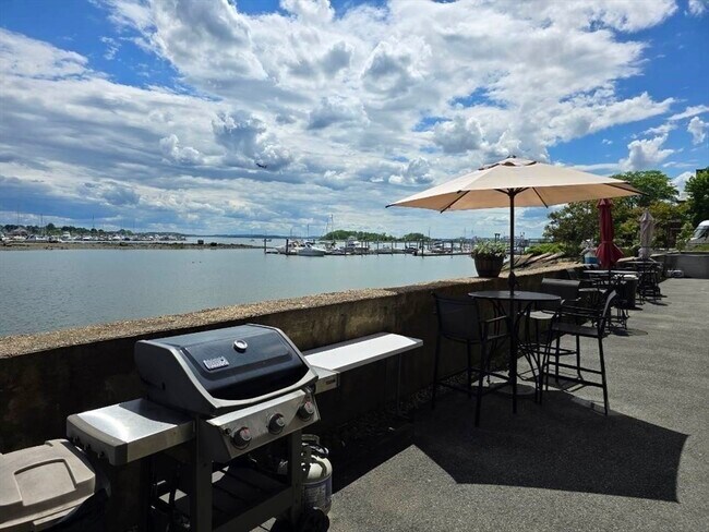 Foto del edificio - 235 Washington Ave