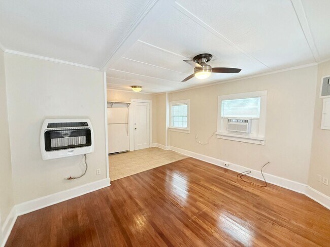 Foto del edificio - 1-Bedroom Duplex