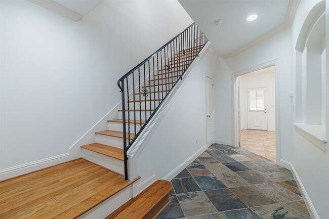 Foto del edificio - 702 Asbury St