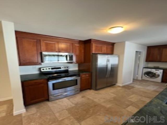 Building Photo - 1236 Evergreen Dr