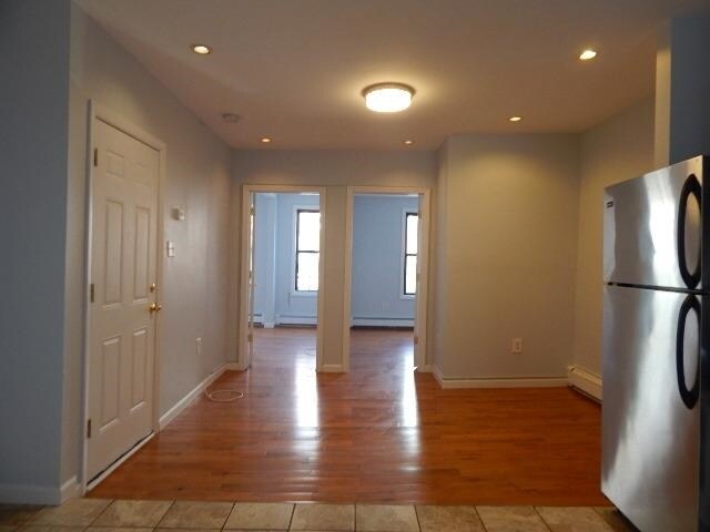 Primary Photo - 523 Jersey Ave