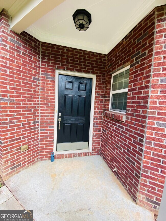 Building Photo - 124 Granite Way